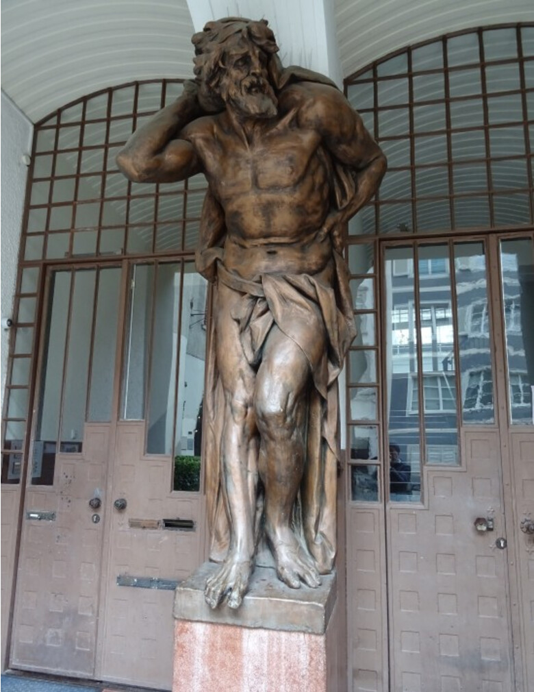 c. Werner Gerold_Atlas bei Köb-Haus.jpg