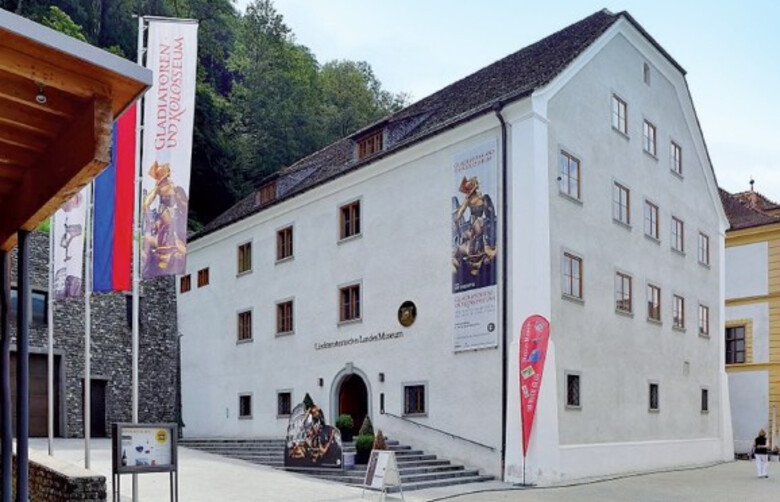 c. kiddle encyclopedia_Liechtensteinisches Landesmuseum, Eingang.jpg c. kiddle encyclopedia_Liechtensteinisches Landesmuseum, Eingang.jpg