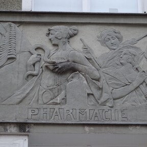 c. Werner Gerold_Clessin’sche Stadtapotheke.jpg c. Werner Gerold_Clessin’sche Stadtapotheke.jpg